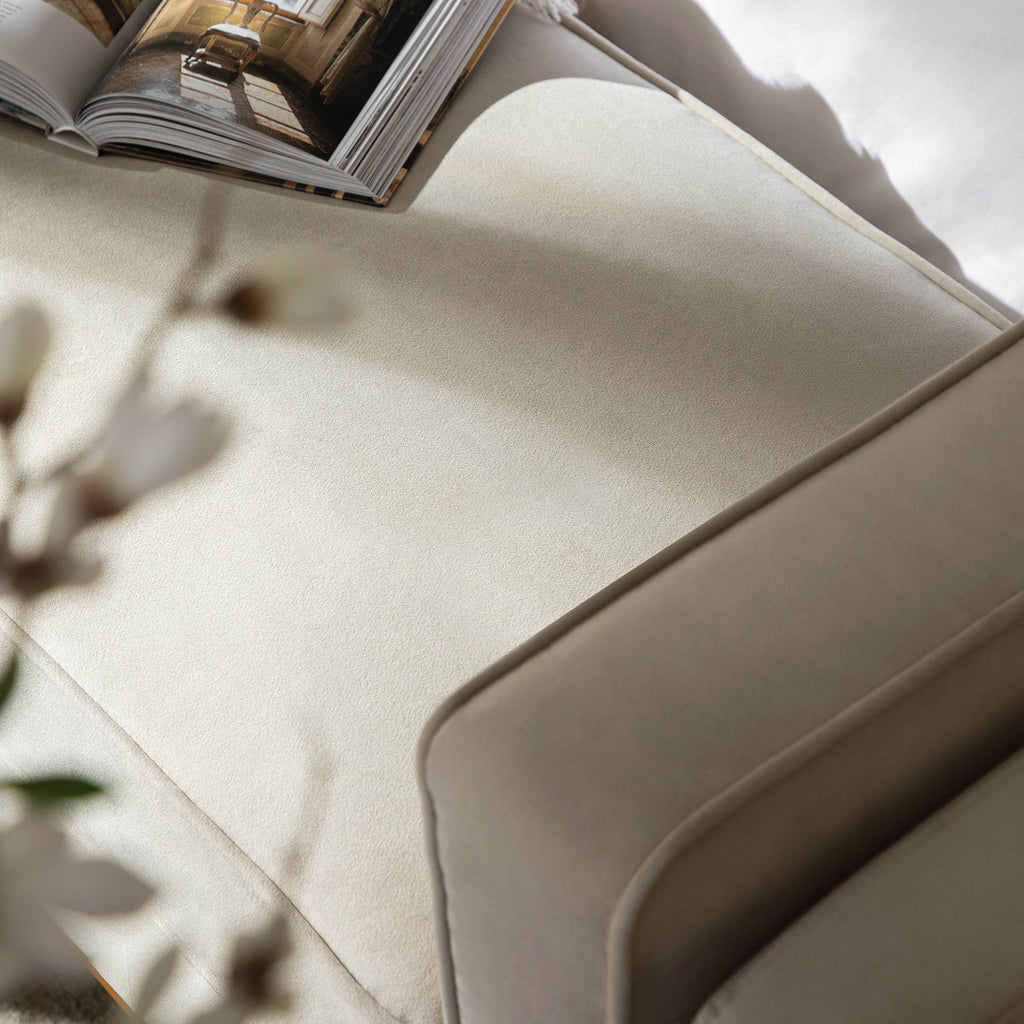 Dipley Champagne Velvet Upholstered Bench