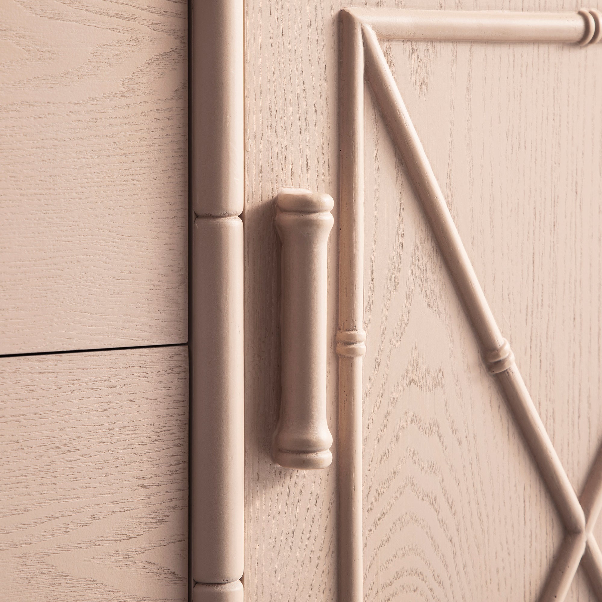 Elstowe Faux Bamboo 1-Door 3-Drawer Sideboard, Nude Pink